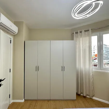Apartment Via Golem (Tirana)